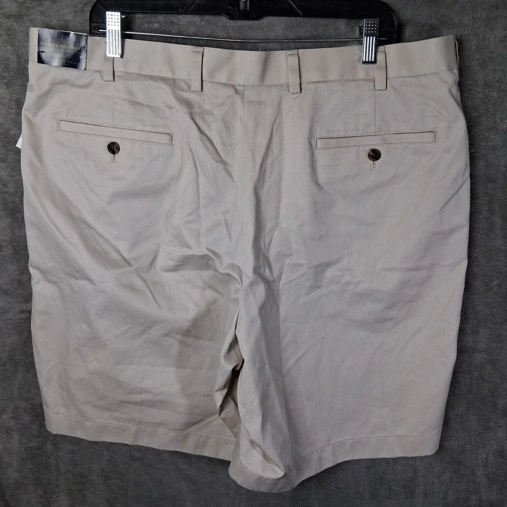 NWT‎ Brooks Brothers Advantage Chino Clark Fit Shorts Mens 40 Beige Lightweight